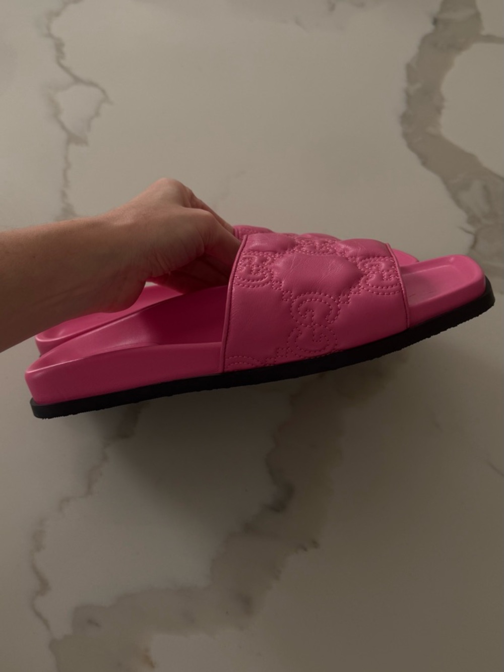 Gucci GG Charlotte Flats Pink Leather Slides Sandals - Picture 6 of 9